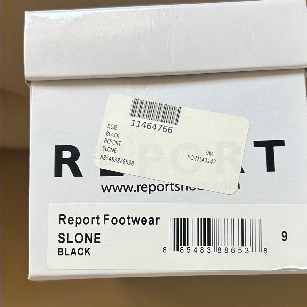 Report Black and Tan Sandals with Gold Accents new in box - Picture 7 of 7